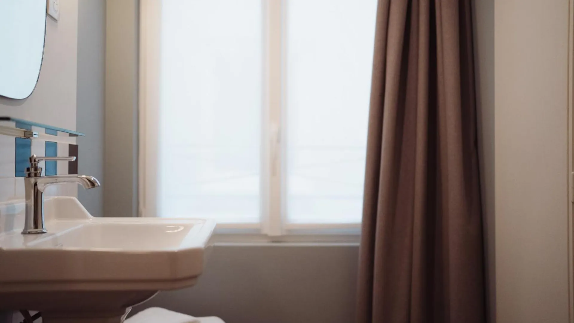 Lala Hotel Paris