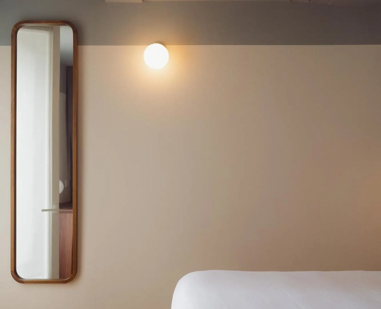 Lala Hotel París 3*,